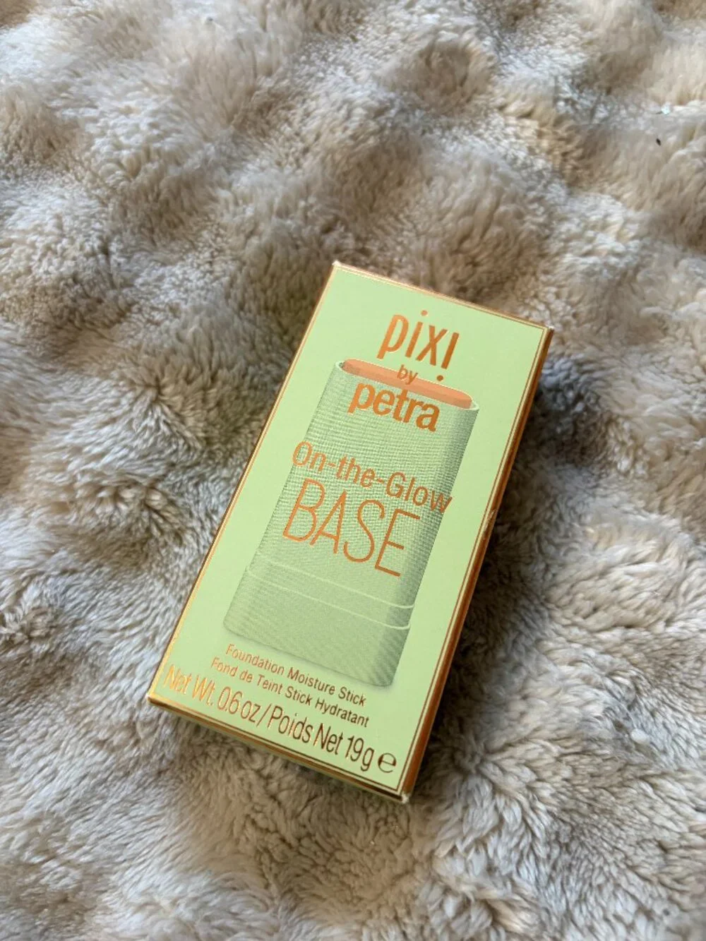 Pixi by Petra On-the-Glow BASE Foundation, dewy glass look, color - Warm, 0.6oz